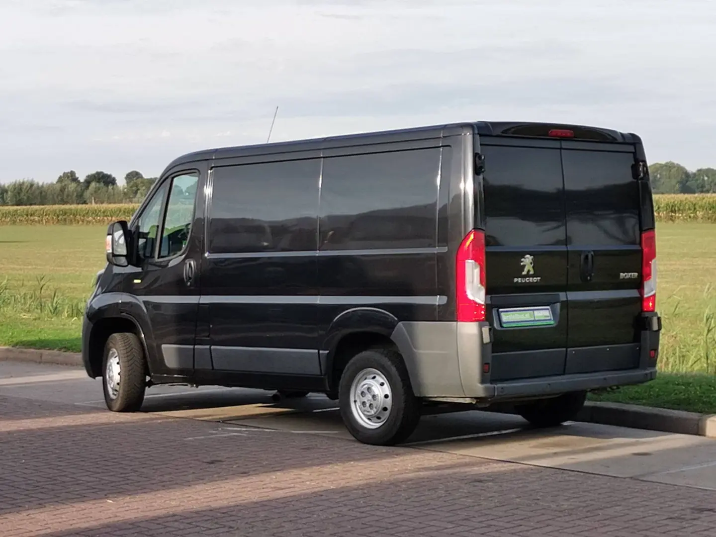 Peugeot Boxer Boxer 2.0 HDI 330 FT C 6
