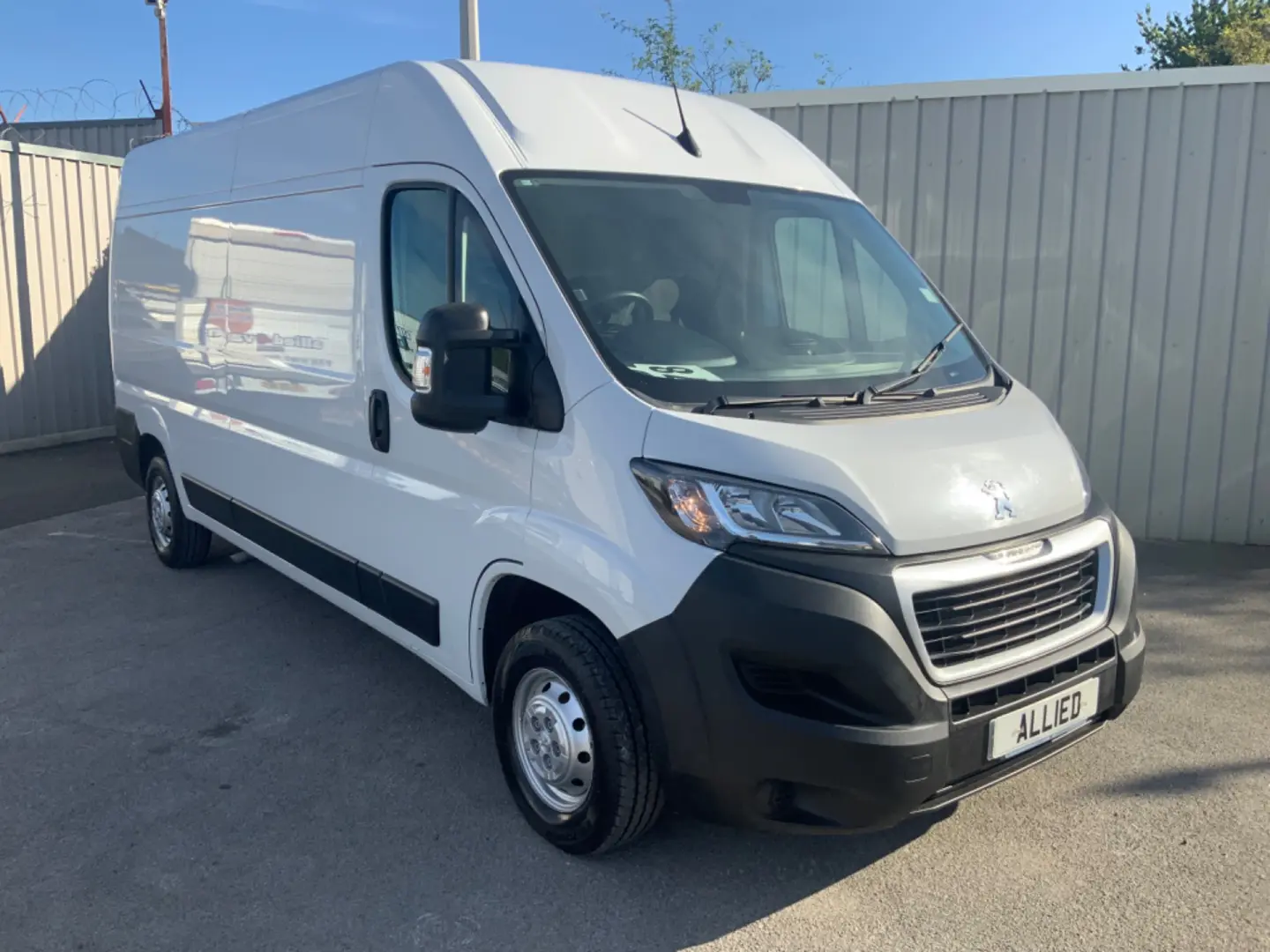 Peugeot Boxer Boxer 2.2 BlueHDI L3H2 (13 m3) 2