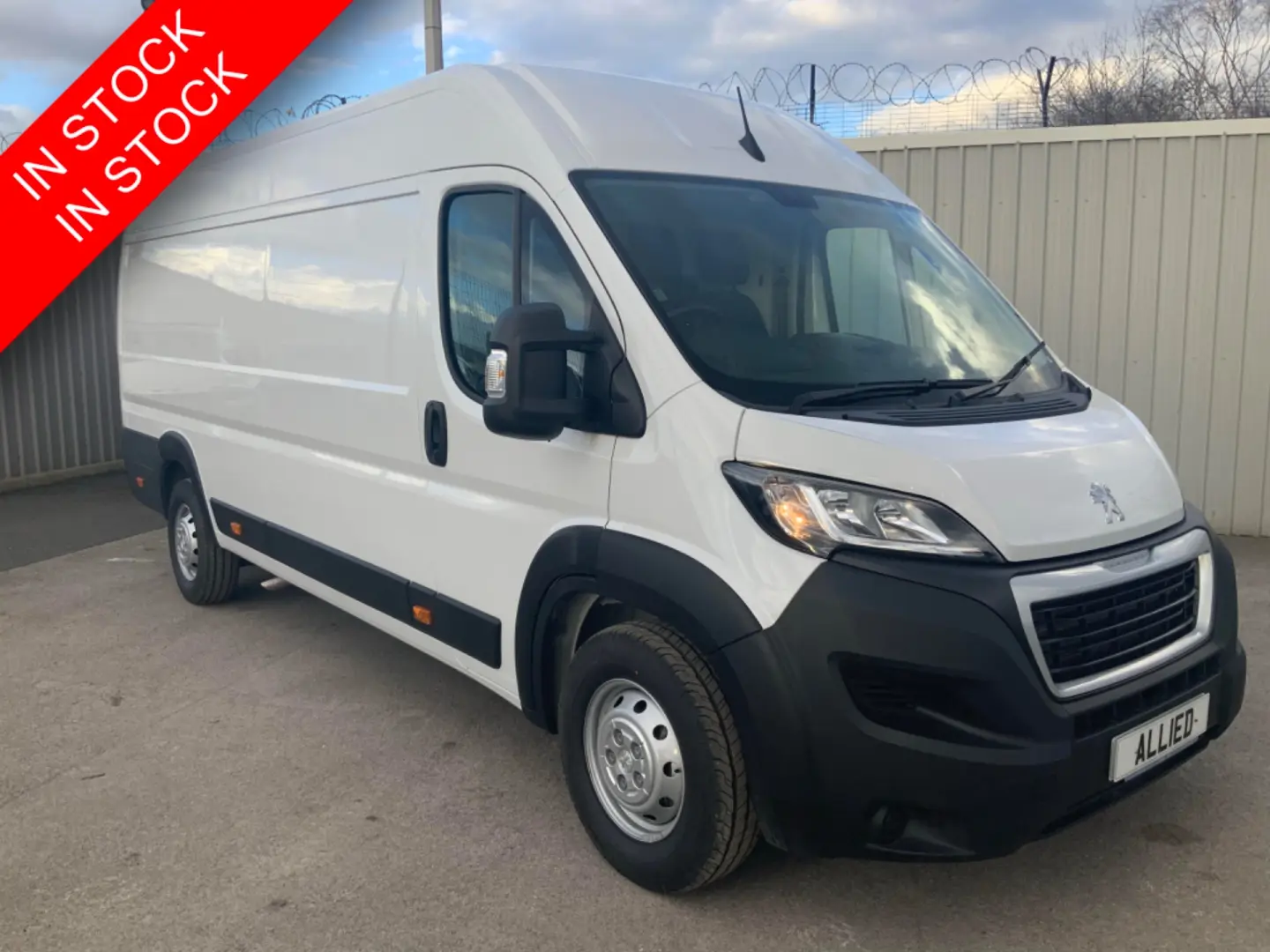 Peugeot Boxer Boxer 2.2 BlueHDI L4H2 (15 m3) 5