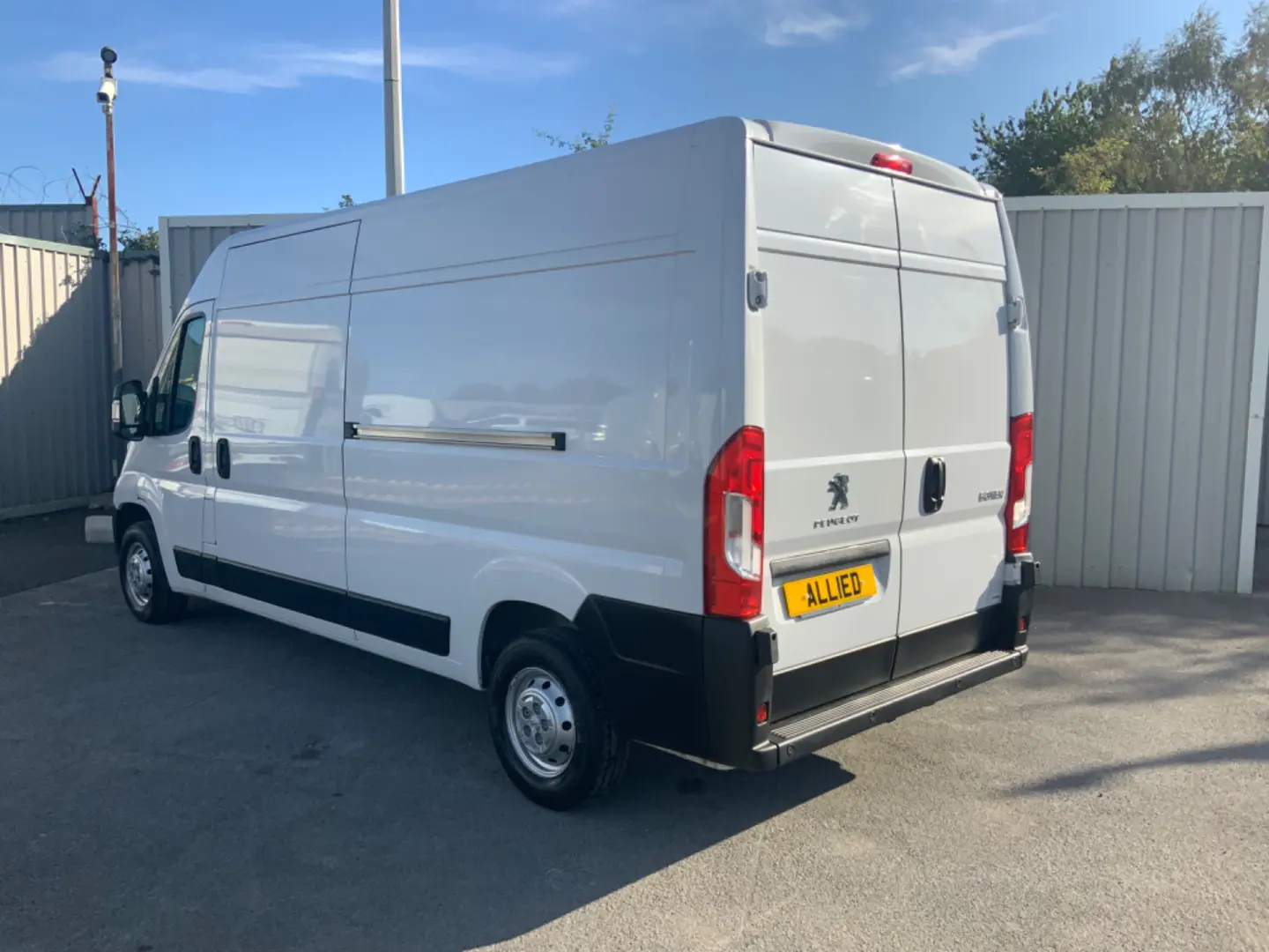 Peugeot Boxer Boxer 2.2 HDI 335 L2H2 1