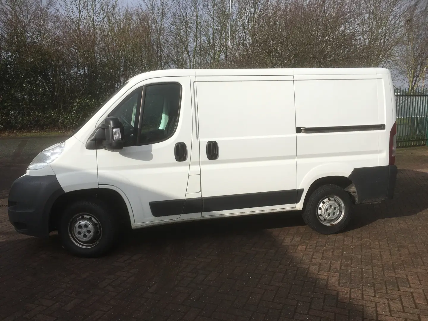 Peugeot Boxer Boxer 2.2 HDI 330 FT L1H1 1