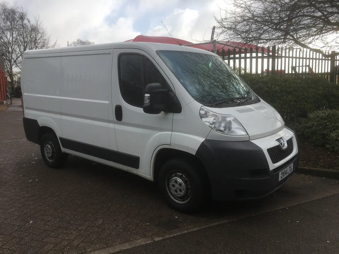 Peugeot Boxer Boxer 2.2 HDI 330 FT L1H1 5