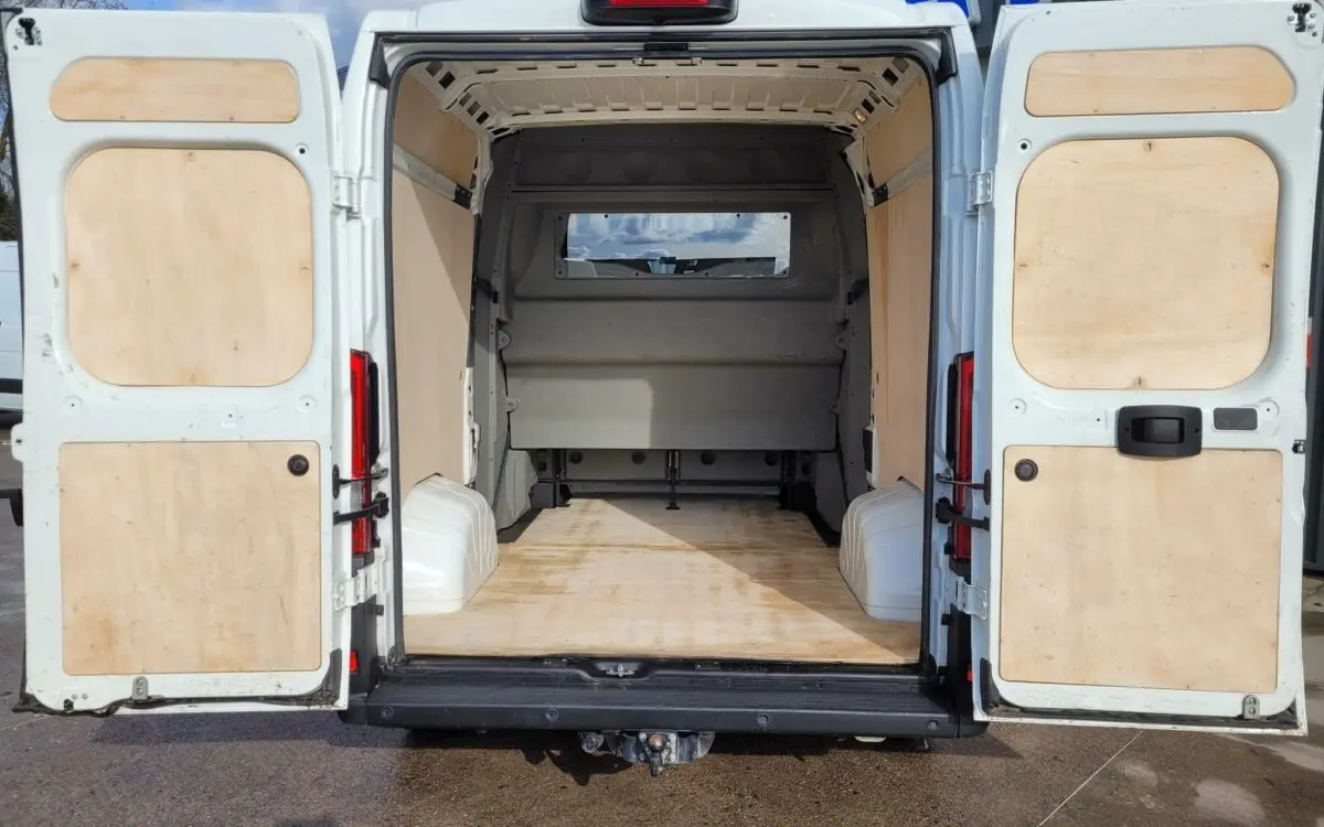 Peugeot Boxer Boxer 2.2 HDI 335 L2H2 6