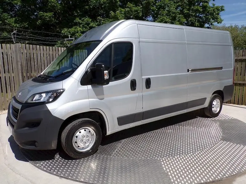 Peugeot Boxer Boxer 2.2 HDI 335 L3H2 1
