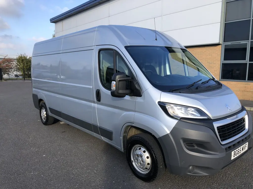 Peugeot Boxer Boxer 2.2 HDI 335 L3H2 4