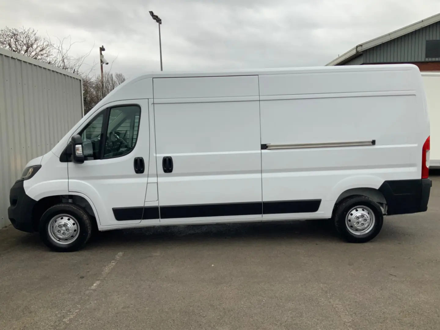 Peugeot Boxer Boxer 2.2 HDI 335 L3H2 7