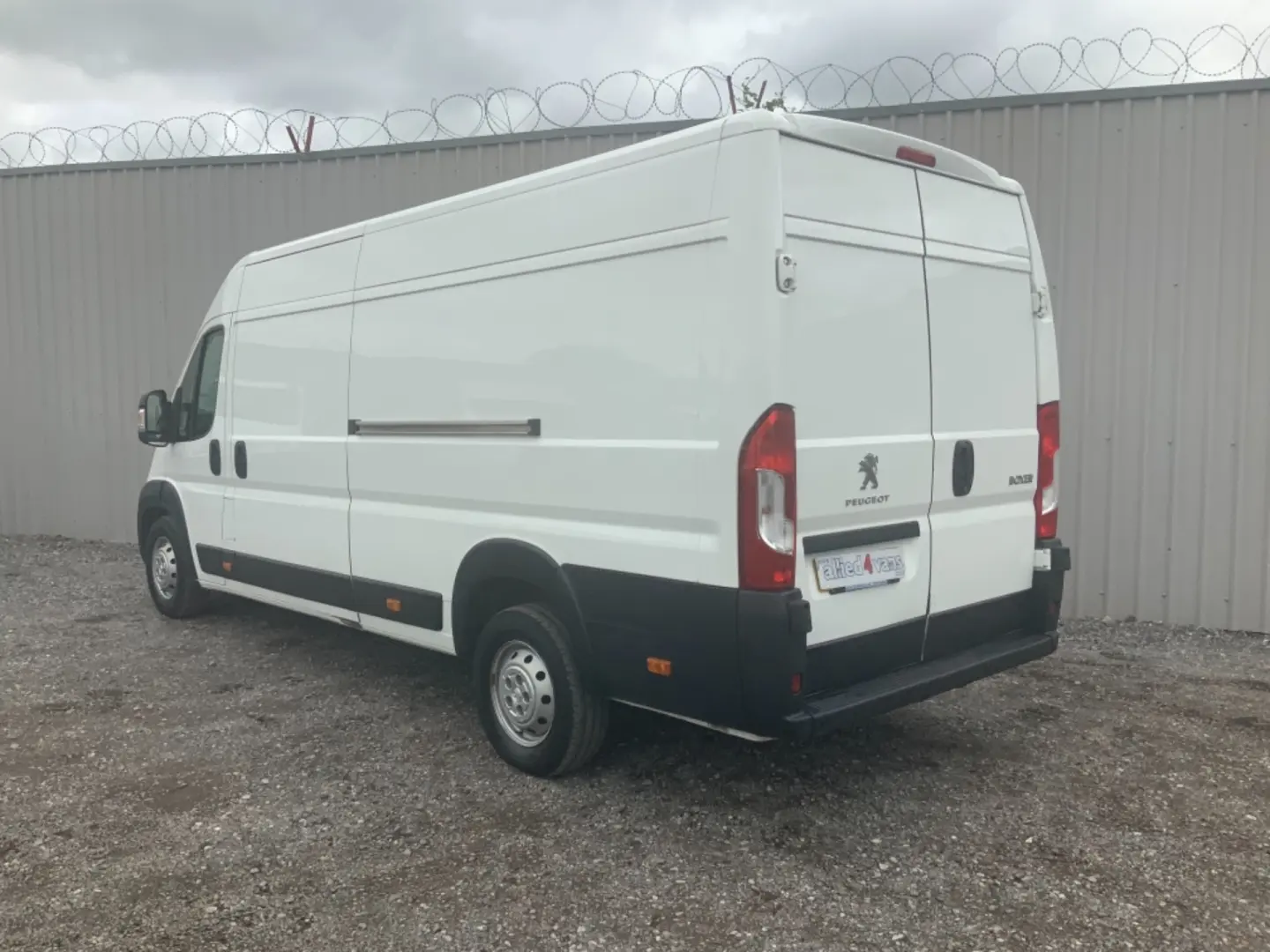 Peugeot Boxer Boxer 2.2 HDI 435 L4H2 4