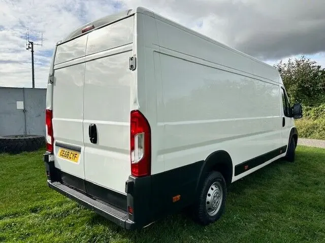 Peugeot Boxer Boxer 2.2 HDI 435 L4H2 6