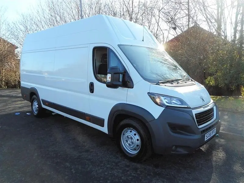 Peugeot Boxer Boxer 2.2 HDI 435 L4H3 3