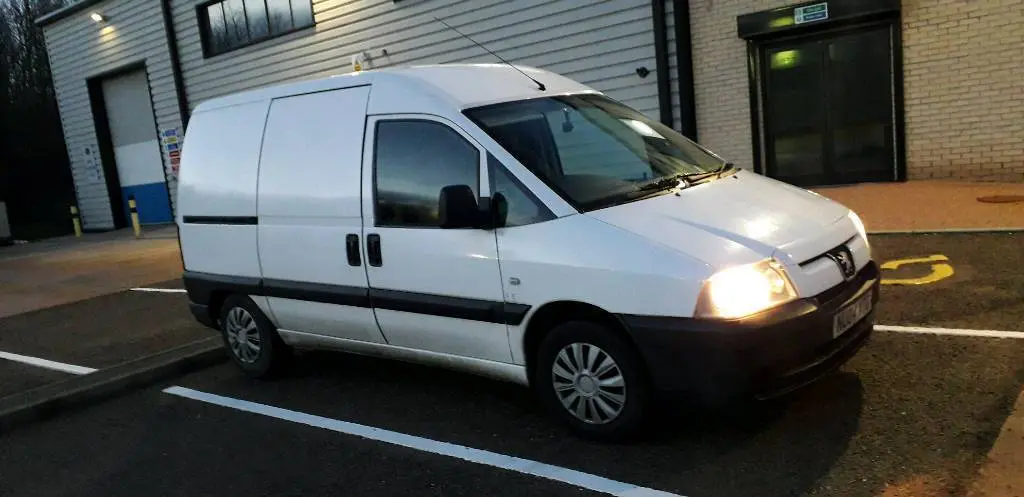 Peugeot Expert Expert 1.9 D 220 7