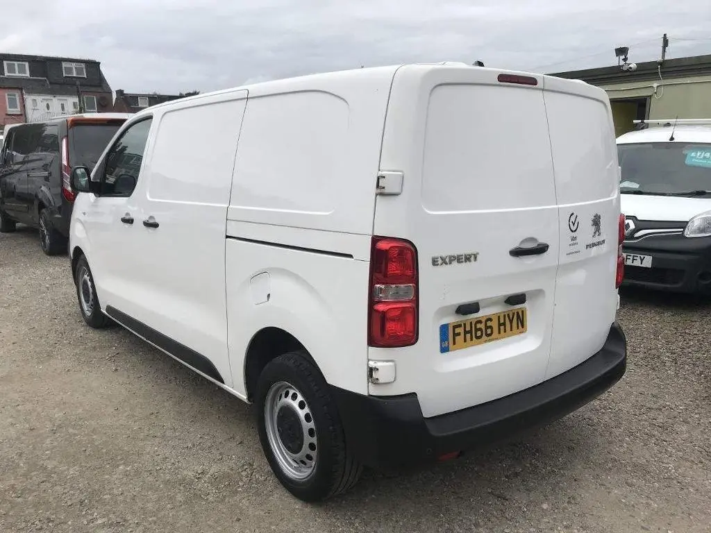 Peugeot Expert Expert 2.0 BlueHDI Uzun 1