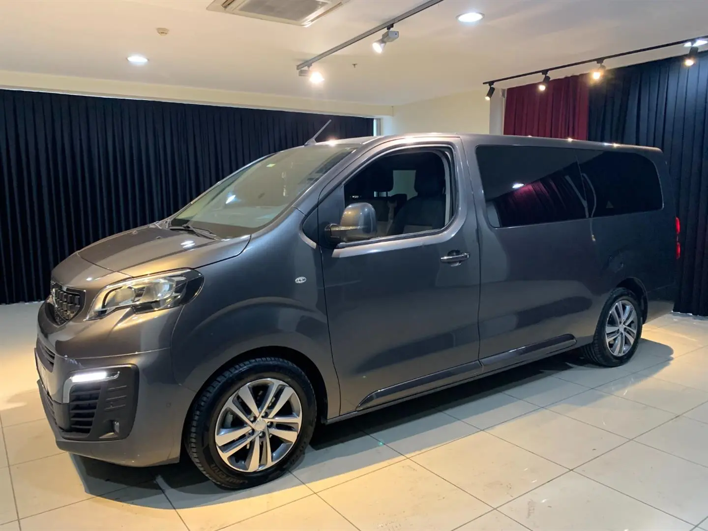 Peugeot Expert Traveller Expert Traveller 2.0 BlueHDI Start&Stop Uzun Allure EAT8 6