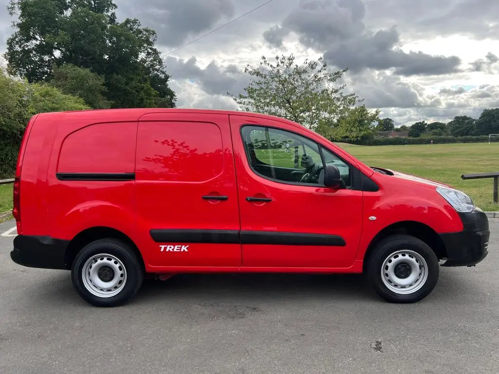 Peugeot Partner Partner 1.4 190 C 6