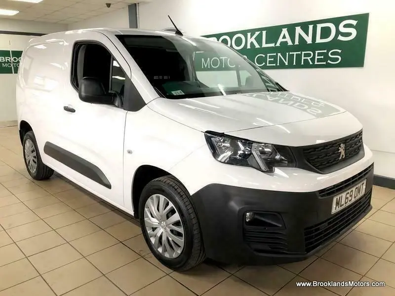 Peugeot Partner Partner 1.5 BlueHDI Uzun Comfort 2