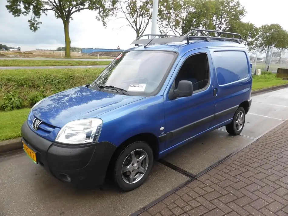 Peugeot Partner Partner 2.0 HDI 190 C 6