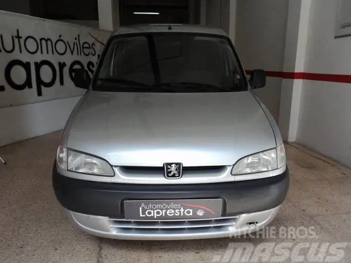 Peugeot Partner Partner 2.0 HDI 190 C 5