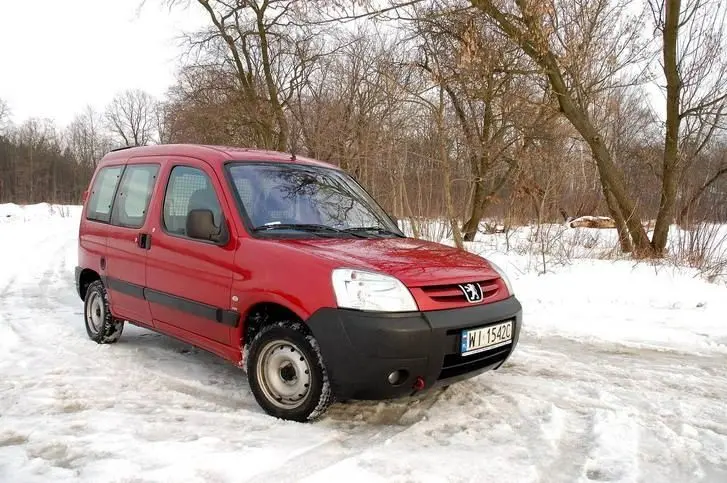 Peugeot Partner Partner 2.0 HDI 190 C 5