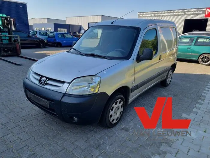 Peugeot Partner Partner 2.0 HDI 190 C 3