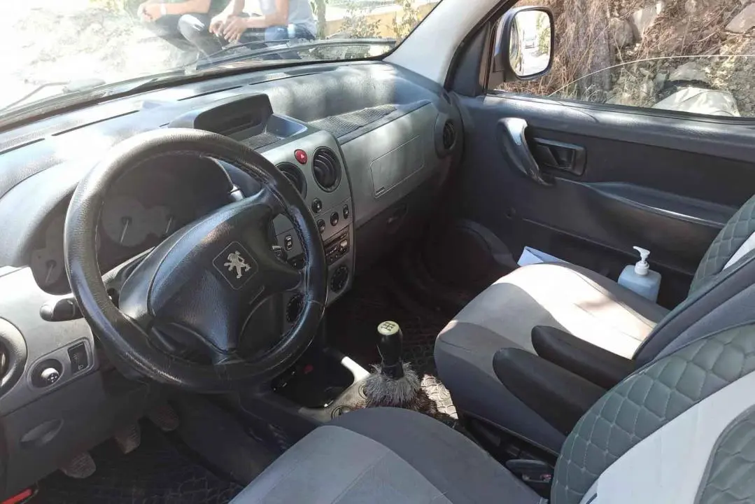 Peugeot Partner Partner 2.0 HDI 190 C Uzun 6
