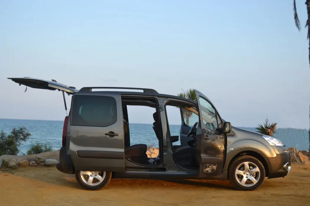 Peugeot Partner Partner Tepee 1.6 HDI Allure ESP 6