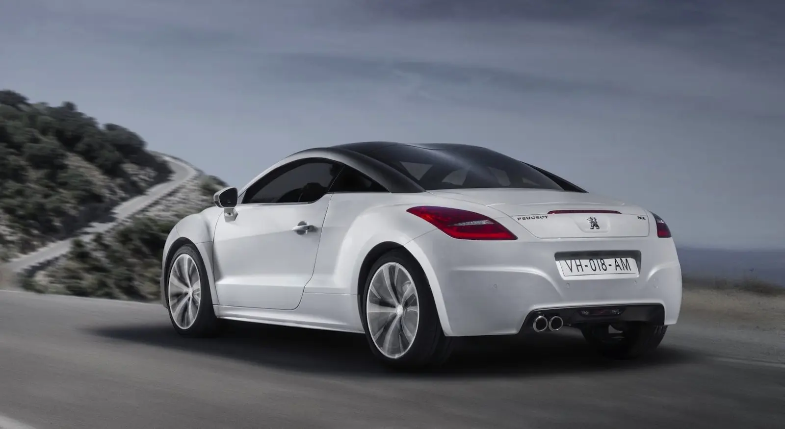 Peugeot RCZ RCZ 1.6 THP Evolution 6