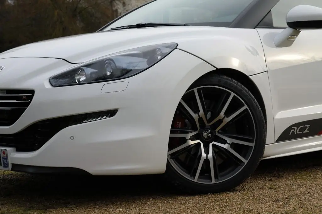 Peugeot RCZ RCZ 1.6 THP R 2