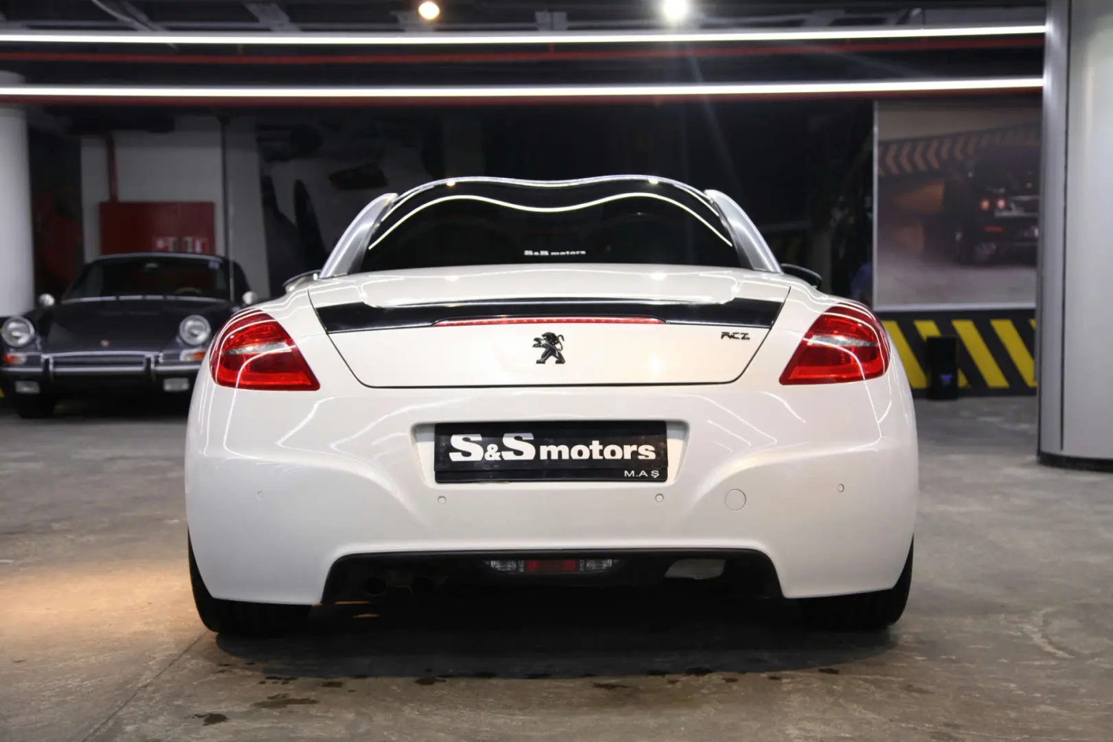 Peugeot RCZ RCZ 1.6 THP Yearling 4