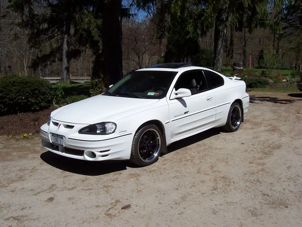 Pontiac Grand Am Grand Am 2.4 16V Base 1