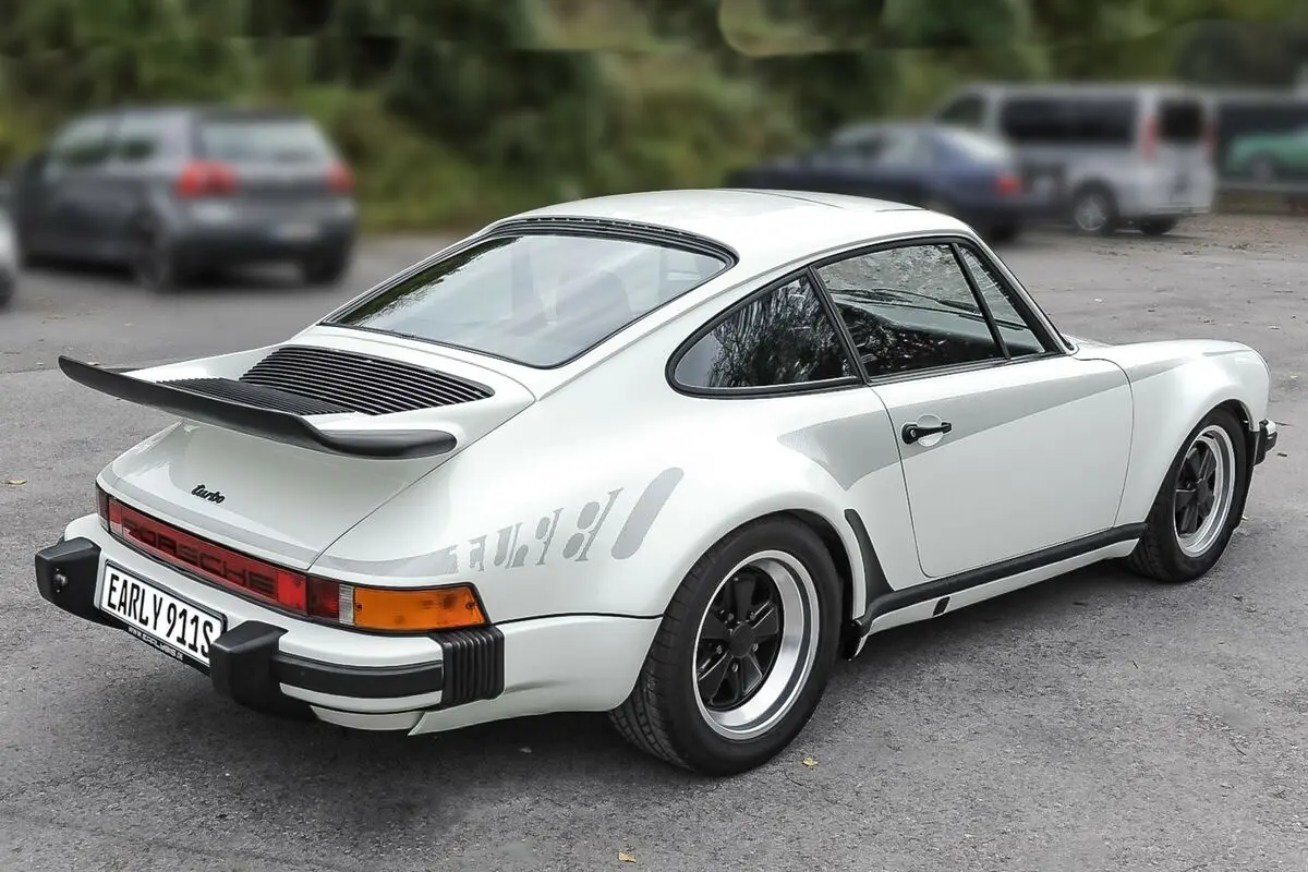 Porsche  3.0 S 4