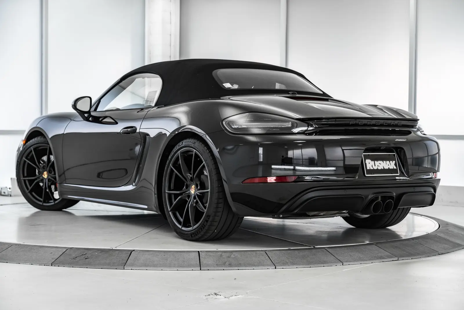 Porsche 718 718 Boxster 1