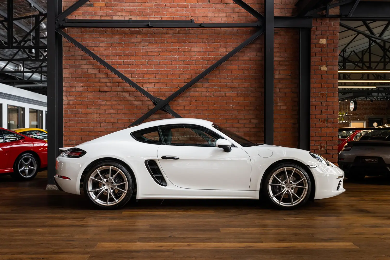 Porsche 718 718 Cayman 2.0 6