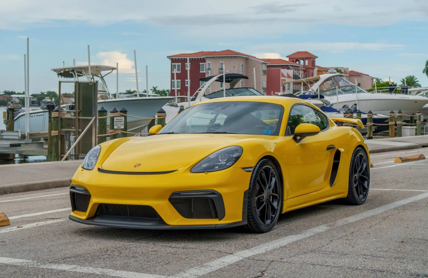 Porsche 718 718 Cayman 4.0 GT4 3