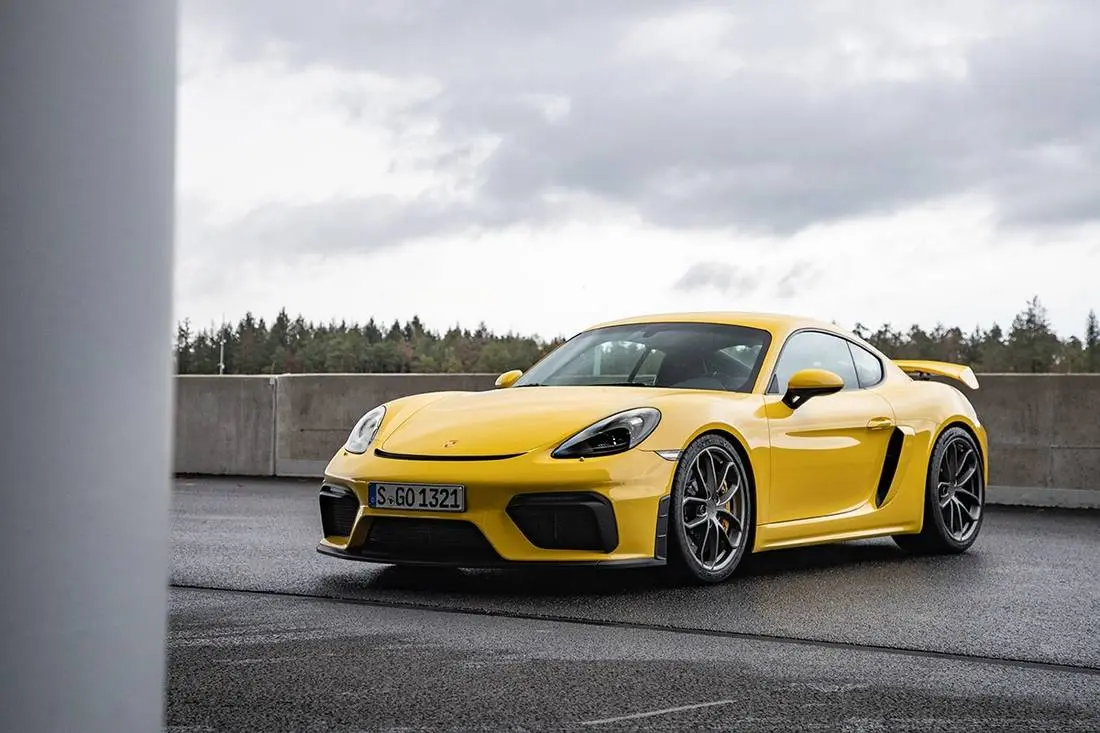 Porsche 718 718 Cayman 4.0 GT4 5