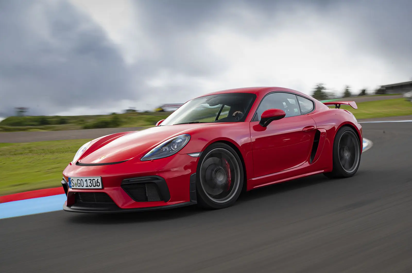 Porsche 718 718 Cayman GT4 5