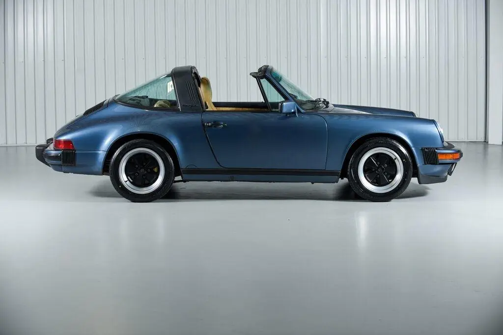 Porsche 911 911 Carrera 2 Targa 6