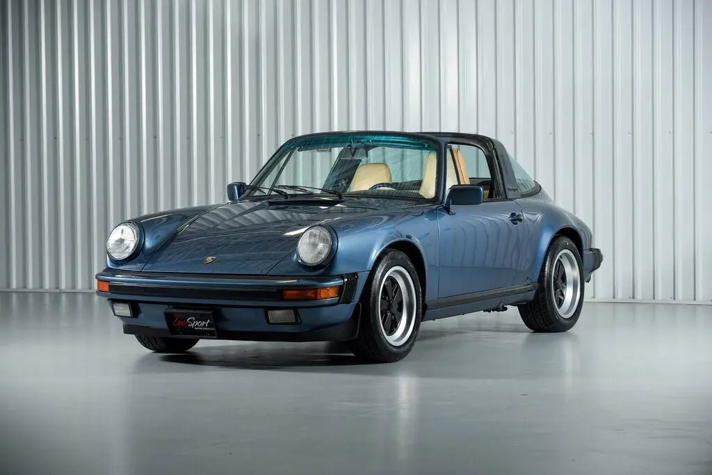 Porsche 911 911 Carrera 2 Targa 7