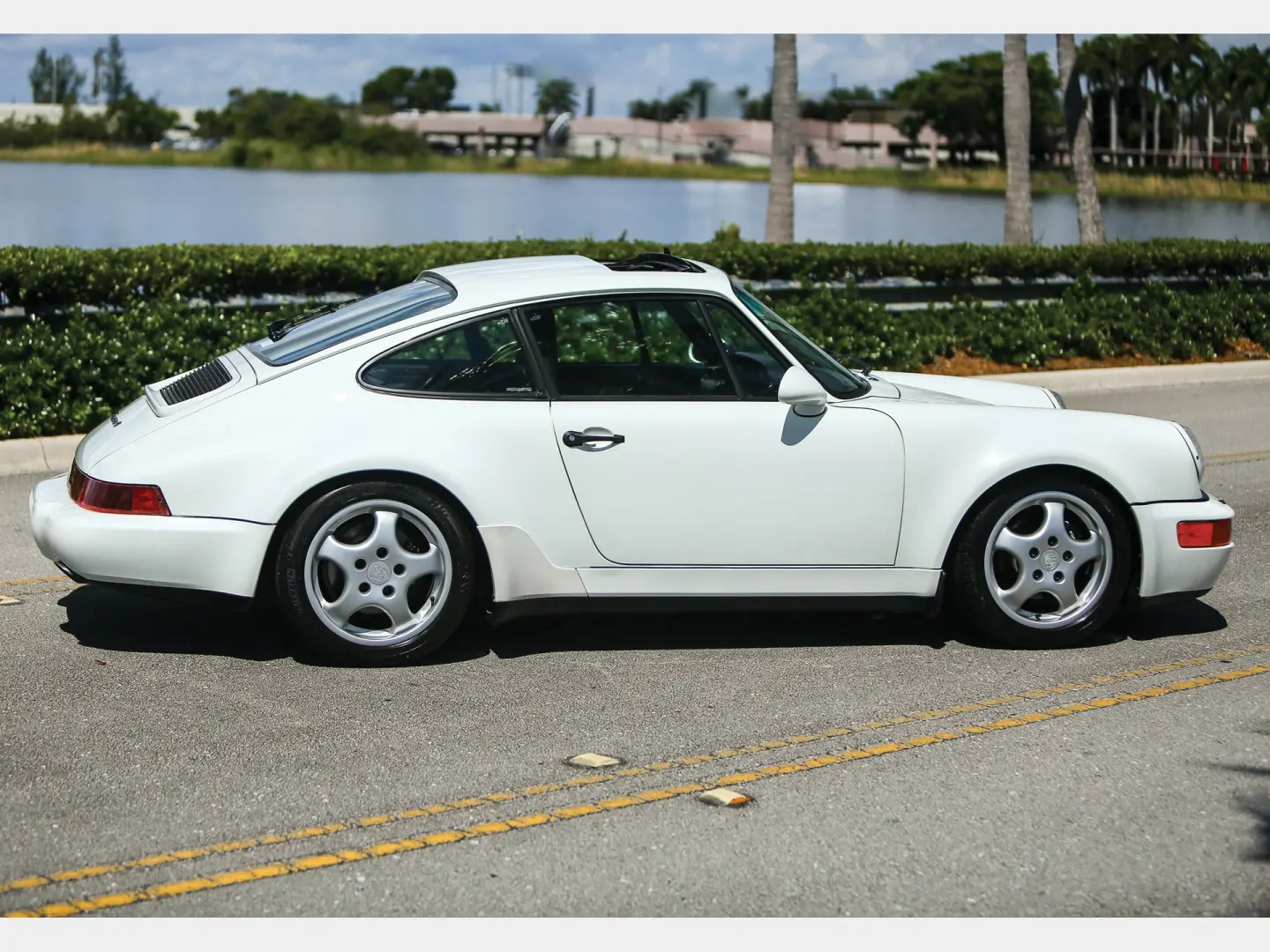 Porsche 911 911 Carrera 4 1
