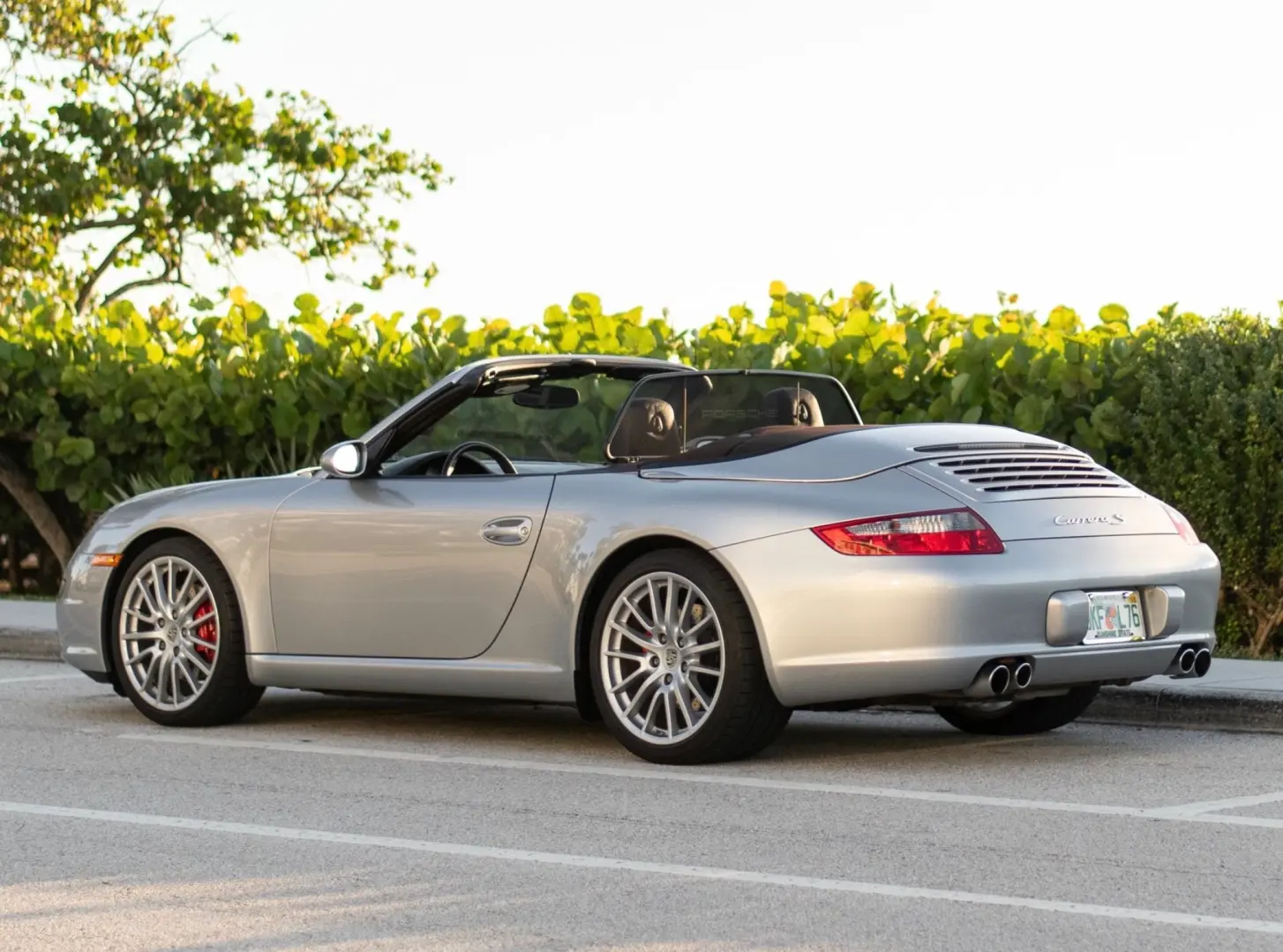 Porsche 911 911 Carrera 4 6