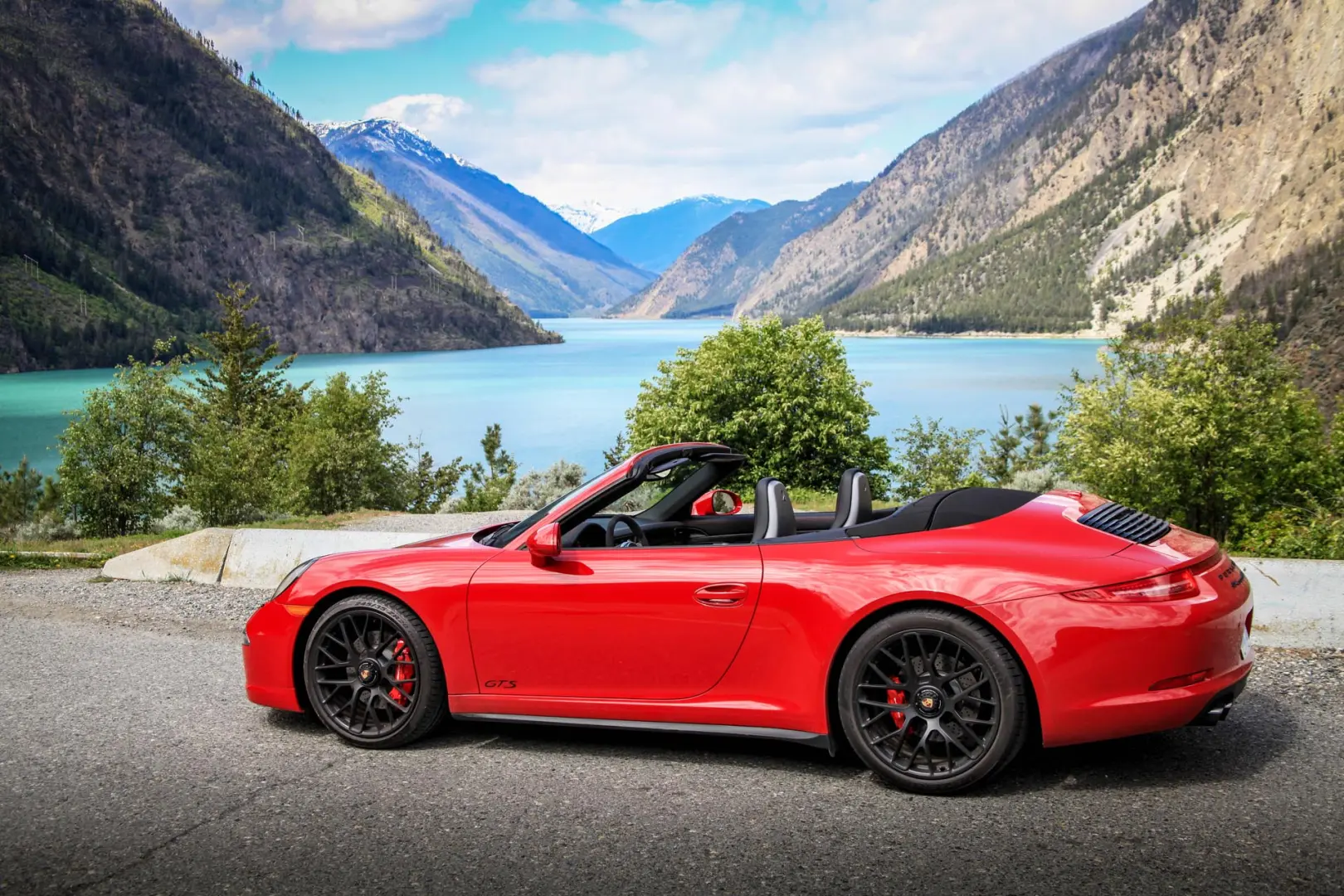 Porsche 911 911 Carrera 4 GTS 7