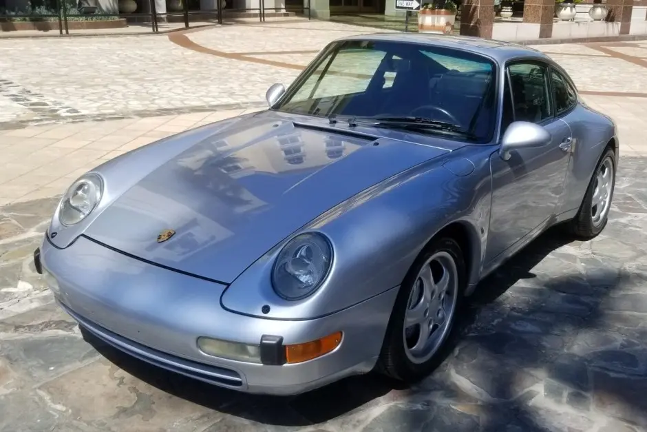Porsche 911 911 Carrera 4 6