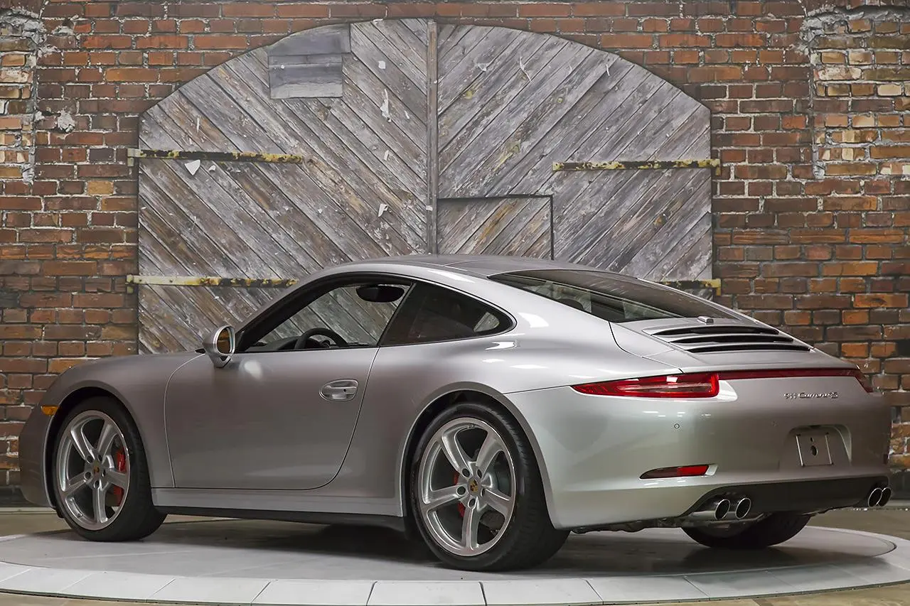 Porsche 911 911 Carrera 4S 5