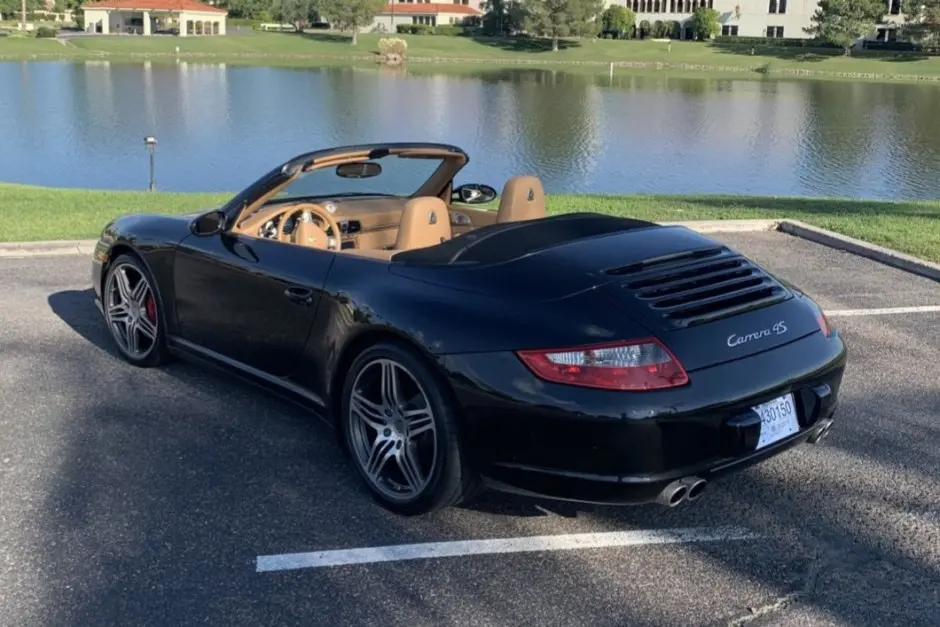 Porsche 911 911 Carrera 4 7