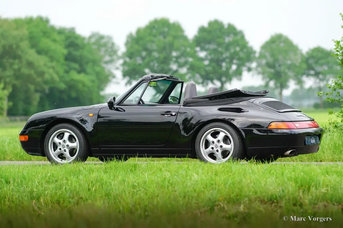 Porsche 911 911 Carrera Cabrio 2