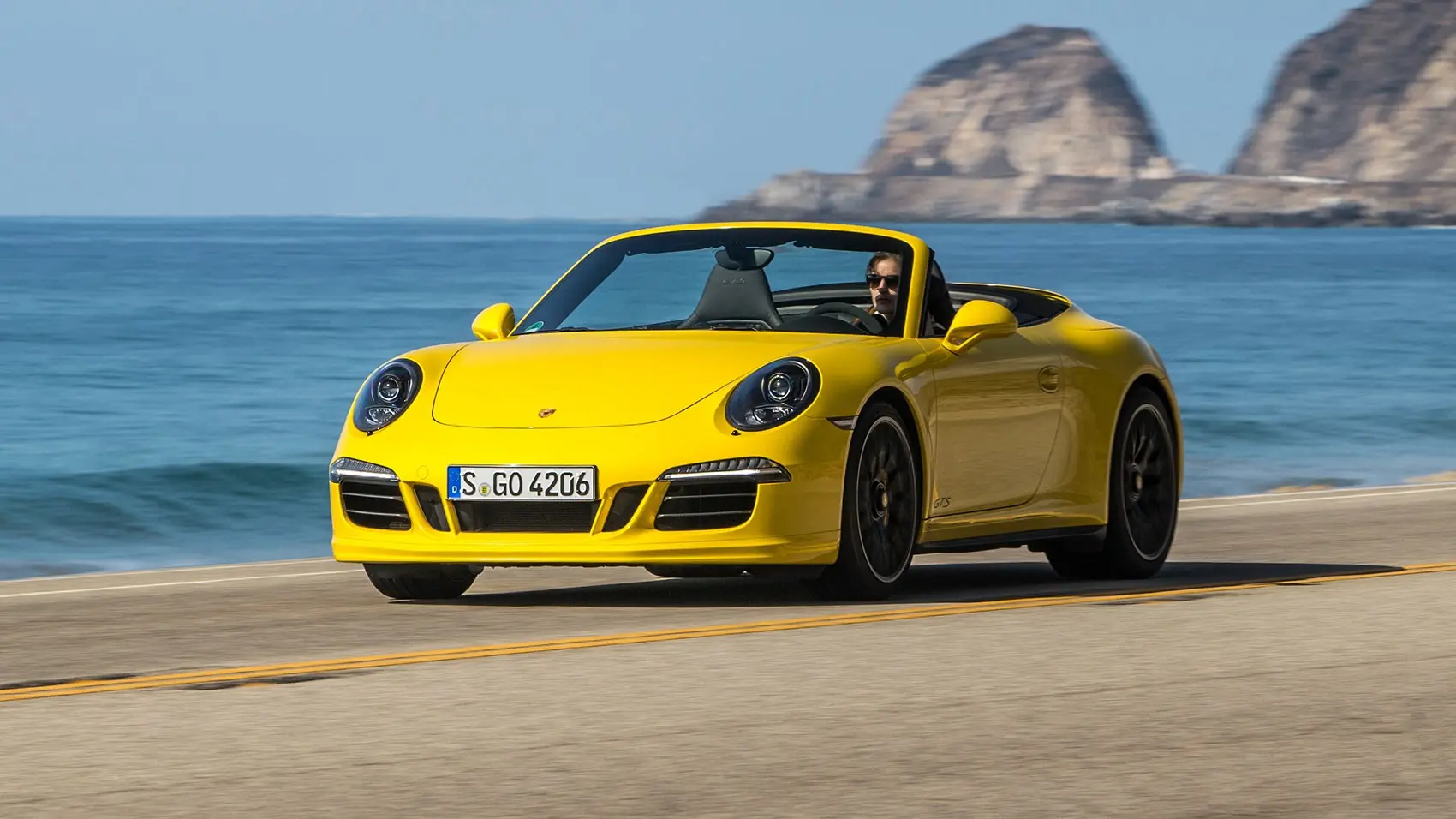 Porsche 911 911 Carrera GTS 6
