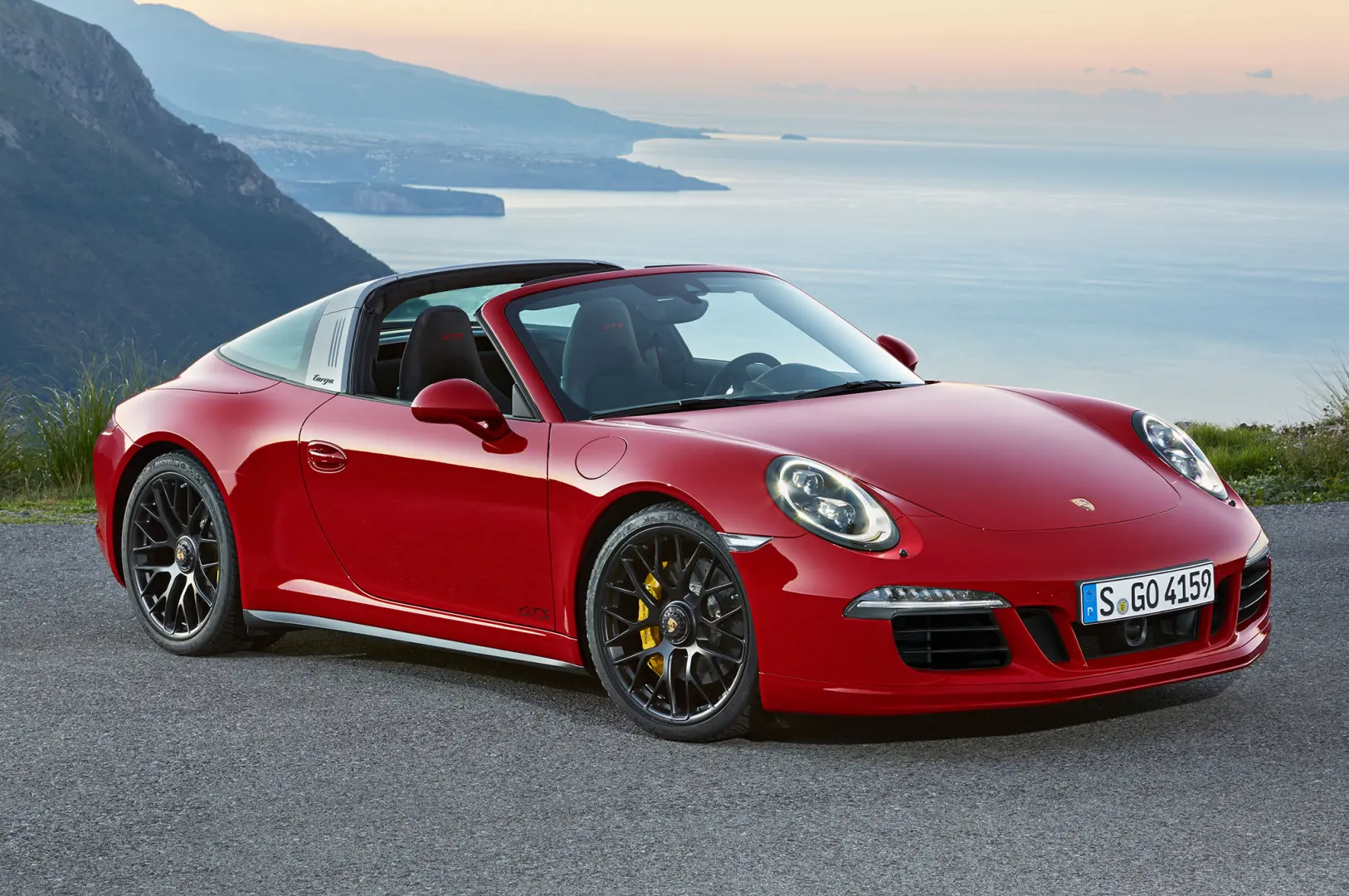 Porsche 911 911 Carrera GTS 7