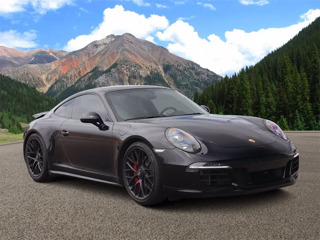 Porsche 911 911 Carrera GTS 5