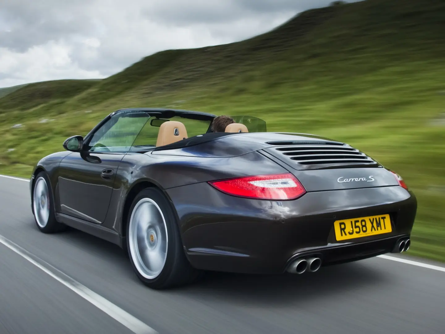Porsche 911 911 Carrera S 7