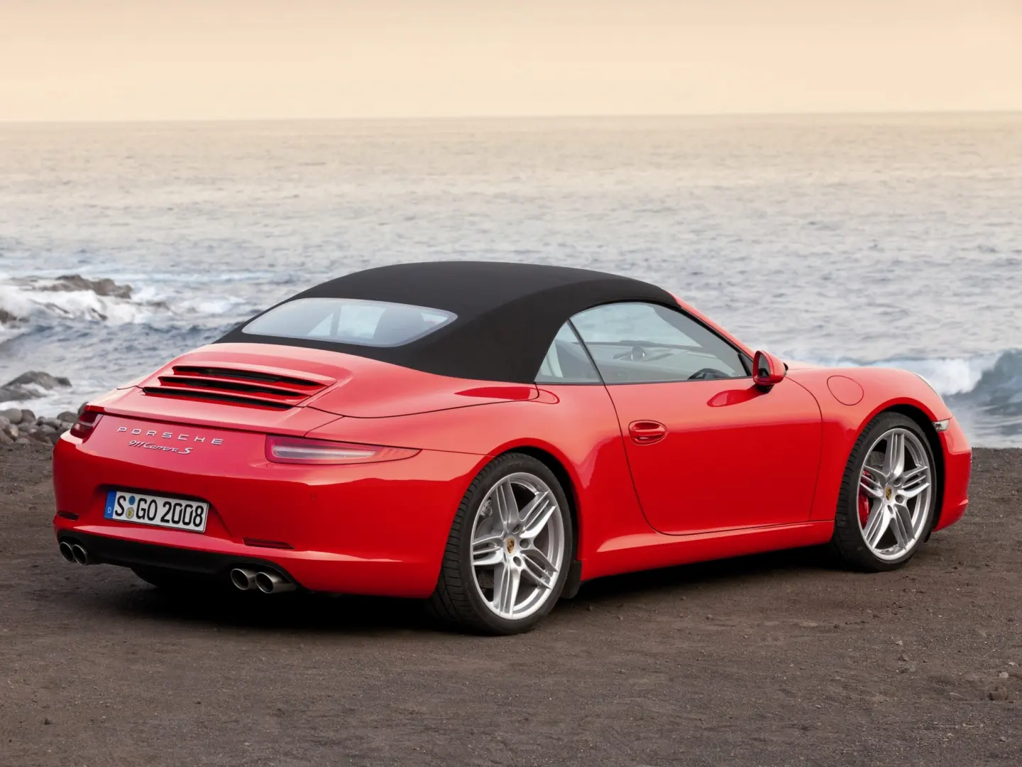 Porsche 911 911 Carrera S 2