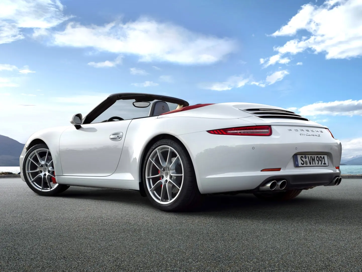 Porsche 911 911 Carrera S 2