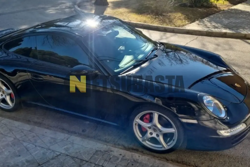Porsche 911 911 Carrera Tiptronic 5